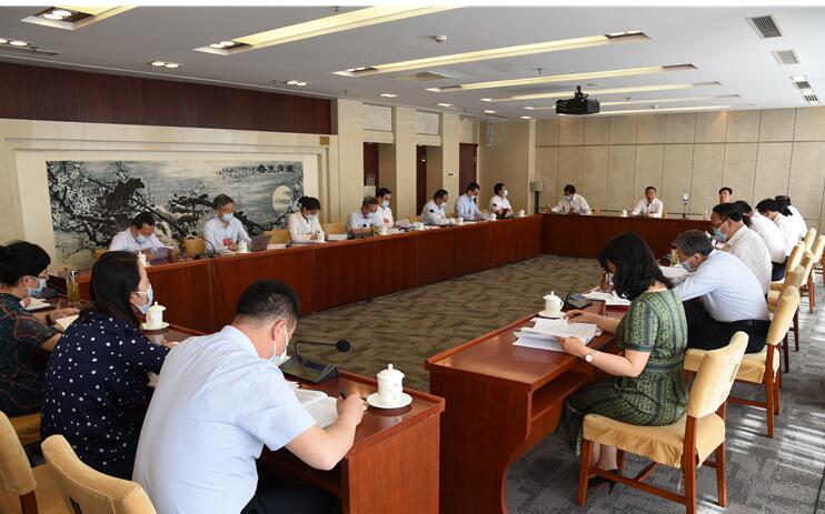 【兩會快訊】甘肅代表團分組審議全國人大常委會工作報告，唐仁健參加第二小組會議并發(fā)言
