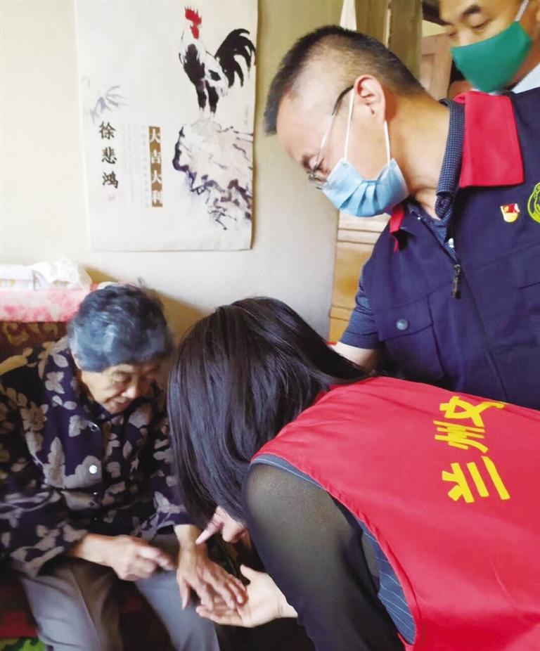 在公益志愿服務(wù)中踐行初心使命——記中國好人、城關(guān)區(qū)一方公益慈善協(xié)會黨支部書記高平