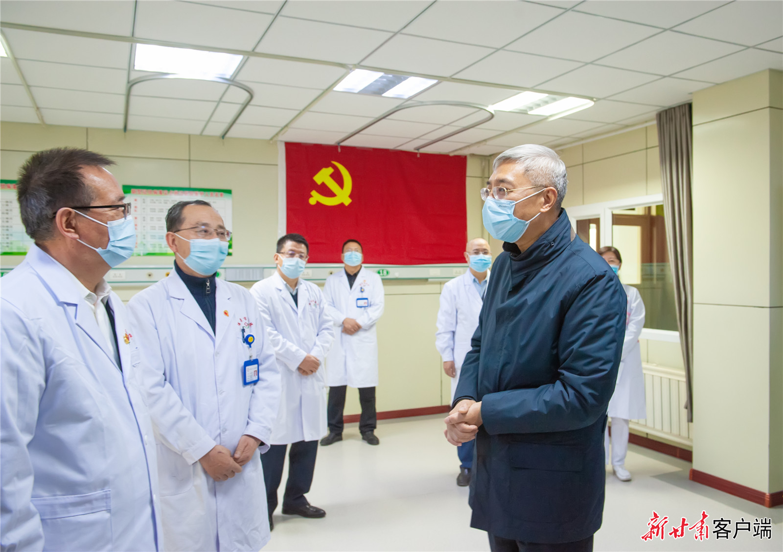 尹弘在嘉峪關(guān)酒泉張掖調(diào)研檢查疫情防控工作時(shí)強(qiáng)調(diào)：扛牢屬地責(zé)任 落細(xì)防控措施 遏制擴(kuò)散蔓延，同心協(xié)力堅(jiān)決打贏疫情防控遭遇戰(zhàn)阻擊戰(zhàn)