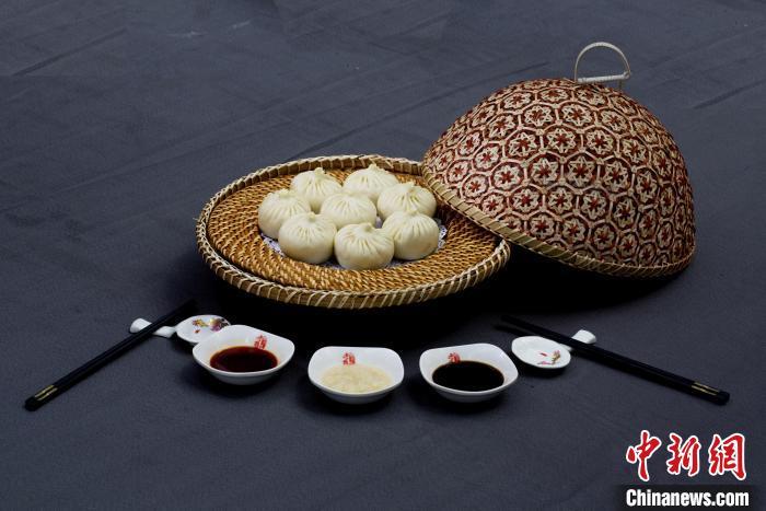 圖為甘肅臨夏回族自治州美味——河州包子。(資料圖) 臨夏州委宣傳部供圖