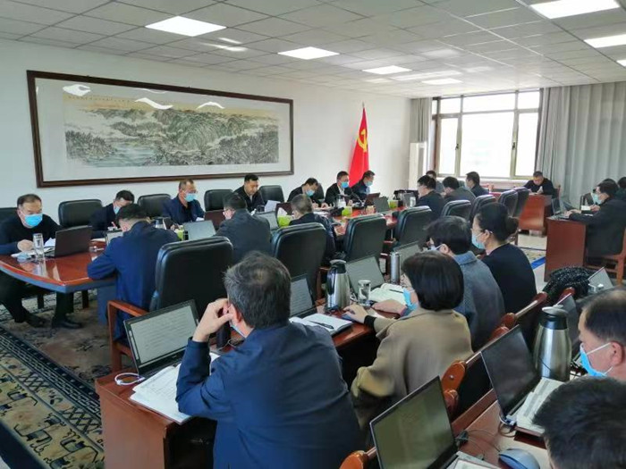 10月17日，金昌市紀(jì)委召開常委會（擴(kuò)大）會議，專題學(xué)習(xí)交流習(xí)近平總書記代表第十九屆中央委員會向黨的二十大所作的報告，研究學(xué)習(xí)宣傳貫徹落實工作。.jpg